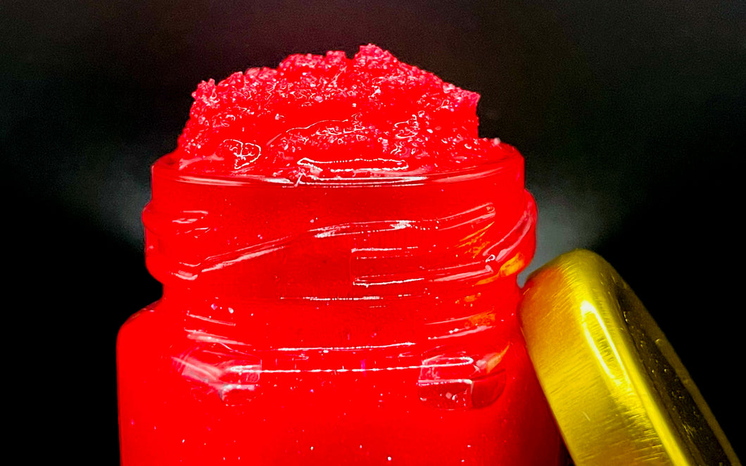 POISONED APPLE - LIP SCRUB